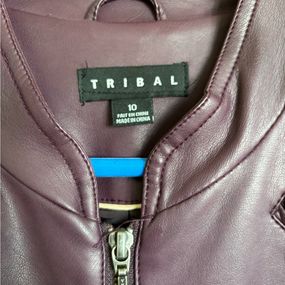 Tribal Purple Leather Jacket with Sporty Design and Fitted Silhouette - Picture 2 of 5